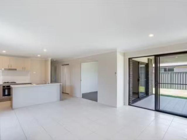 Rental! 67 Norfolk Street, Fern Bay House for rent Listed by.