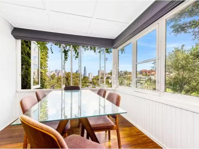 Charming 6/4 Walker Street, Lavender Bay Apartment for rent L.