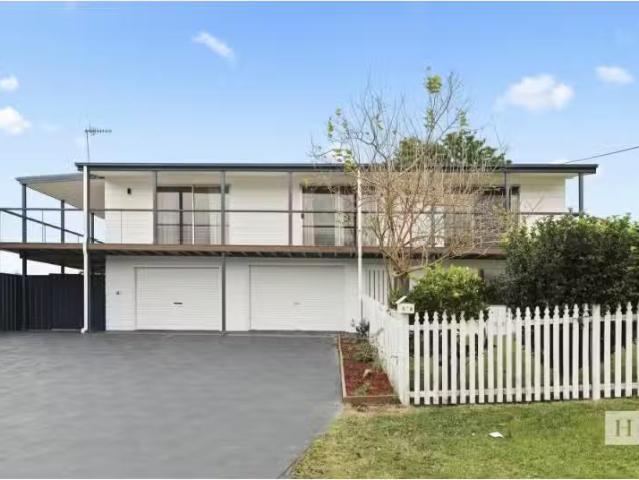 For Rent! 64 Balmoral Dr, Gorokan House for rent Listed by He.