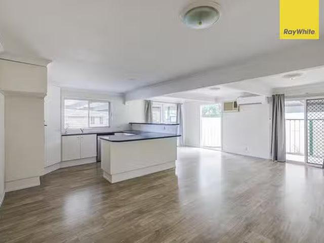 Cozy 64 Haig Road, Loganlea, QLD 4131