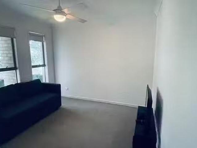 Deal! 64 Huntingdale Street, Leichhardt, QLD 4305