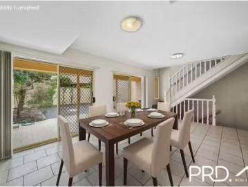 Rental! 6/837 Henry Lawson Drive, PICNIC POINT Townhouse for r.