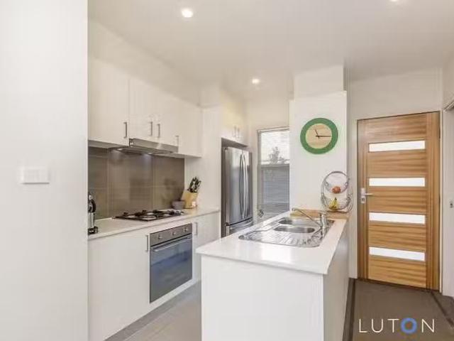 New 6/87 Antill Street, Downer, ACT 2602