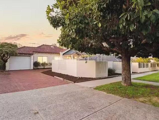 Charming 68A Hope Avenue, Manning, WA 6152