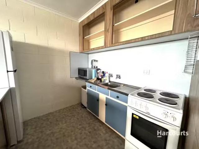 Charming 6/91a Bass Highway, SOMERSET, TAS 7322 Unit for Rent
