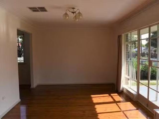 Nice 69 Mitchell Street, Wodonga, VIC 3690