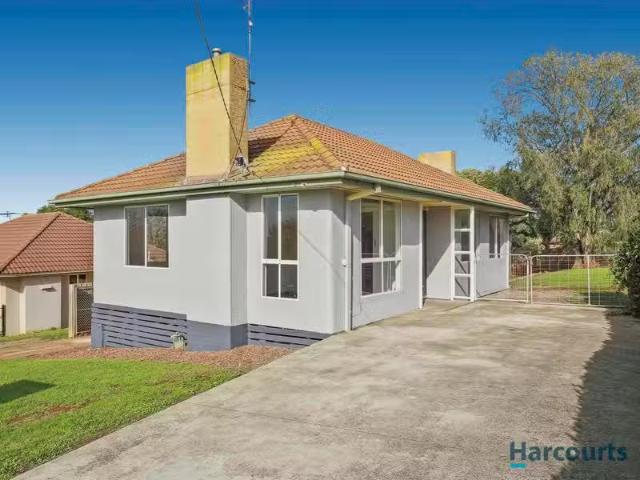 Rental! 6 Bertram Street, DROUIN, VIC 3818 House for Rent