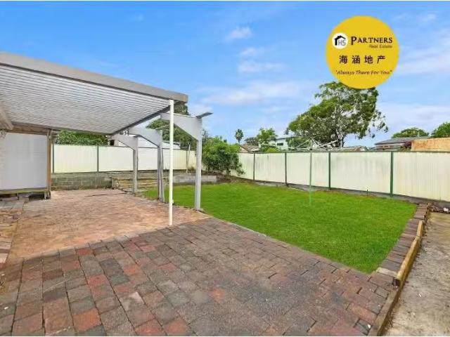 Unique 6 BR 9 Harper Street, Merrylands House for rent Listed.