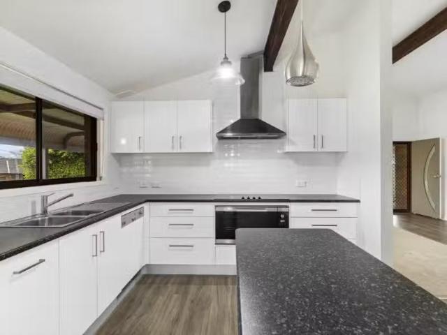 Charming 73 Darri Road, Wyongah House for rent Listed by Paij.