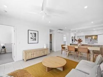 Cheap 701 Azure Court, Noosaville, QLD 4566