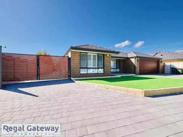Charming 70 Camden Boulevard, Aubin Grove, WA 6164