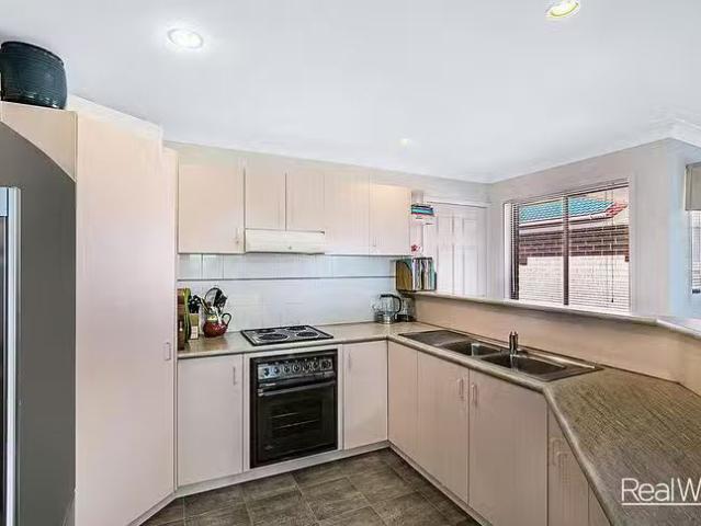 For Rent! 7/150 Russell Street, Newtown, QLD 4350