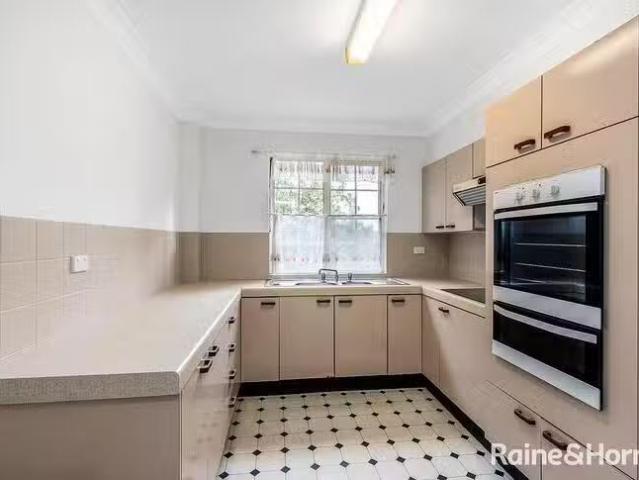 Unique 7/17 Leo Road, Pennant Hills, NSW 2120