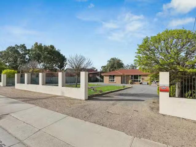Just in! 74A Maurice Road, Murray Bridge, SA 5253