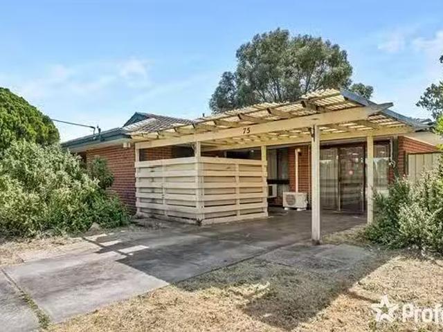 Just in! 75 King Street, Gosnells, WA 6110