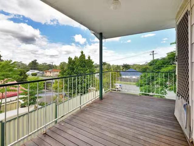 Deal! 75 Smiths Road, Goodna, QLD 4300