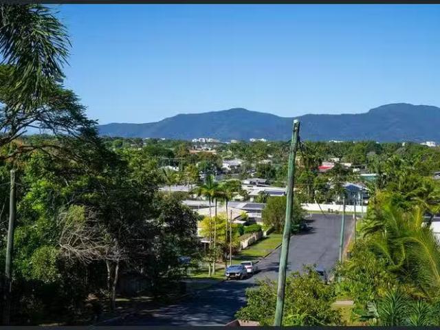 New 76 Upper Perkins Street, Manoora, QLD 4870