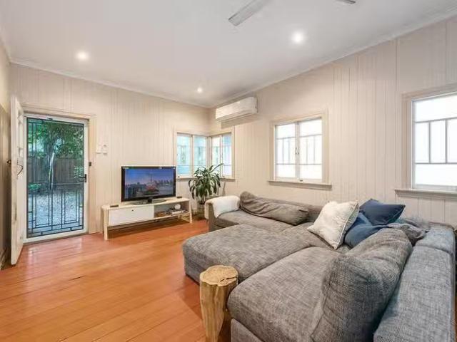 Cheap 78 Stuartholme Road, Bardon, QLD 4065