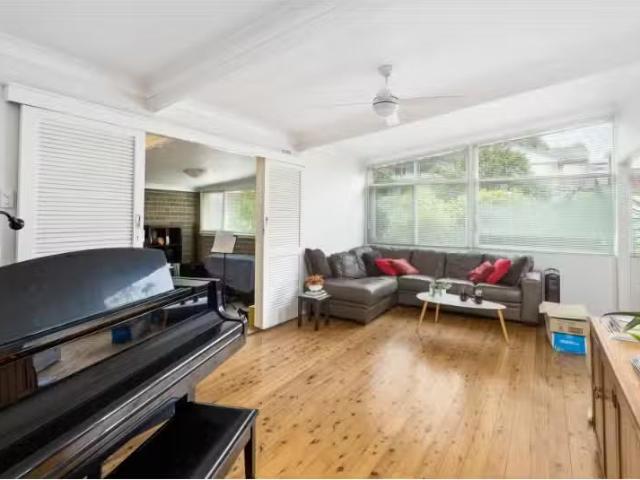 Rental! 7 Nioka Avenue, KEIRAVILLE House for rent Listed by T.
