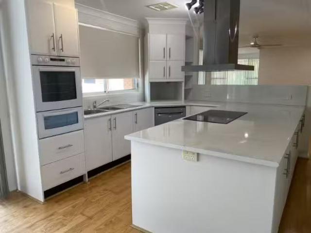 Deal! 7 Delaney Avenue, SILVERDALE House for rent Listed by E.