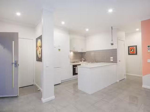 For Rent! 7 Gum View Close, Brown Hill, VIC 3350