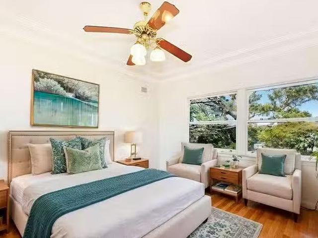Deal! 7 Kirkwood Street, Seaforth, NSW 2092