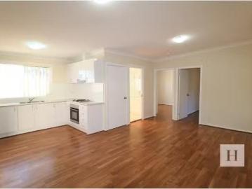 Just in! 7a Catherine St, Mannering Park House for rent Liste.