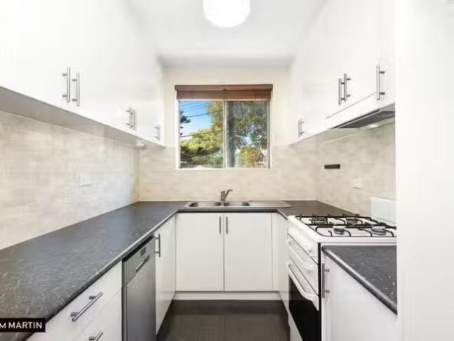 New 8/3 Longworth Avenue, Eastlakes, NSW 2018