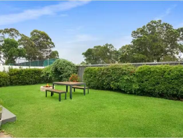 Charming 80 Francis Avenue, Brighton Le Sands House for rent.