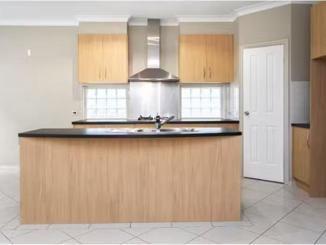 Cheap 80 Mary Street, Unley House for rent Listed by Imogen B.