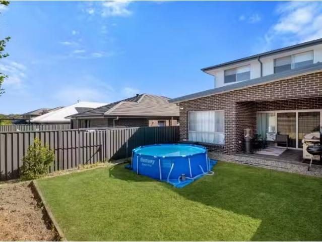 Rental! 80A Lowndes Drive, ORAN PARK House for rent Listed by.