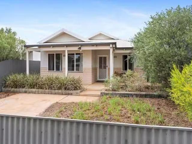 Unique 80A Ward Street, Lamington, WA 6430