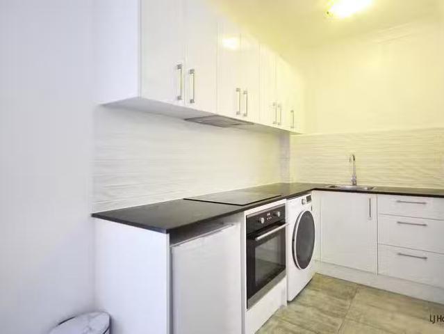 Cheap 8/1444 Gold Coast Highway, Palm Beach, QLD 4221