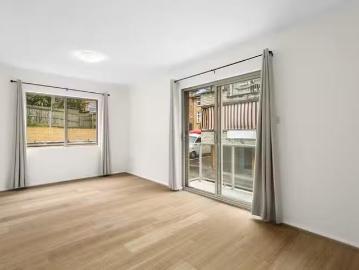 Cozy 8/23 Redman Road, Dee Why, NSW 2099