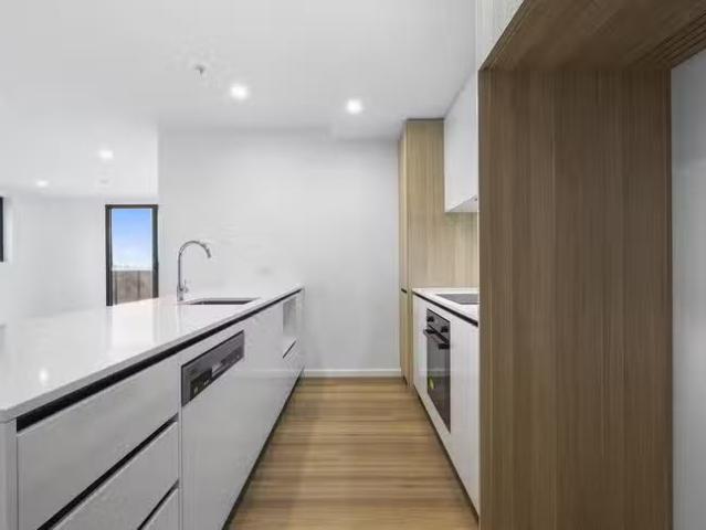 Cheap 83/11 Camilleri Way, Gungahlin, ACT 2912
