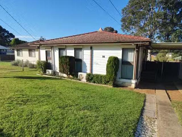Unique 84 Captain Cook Drive, Willmot NSW 2770