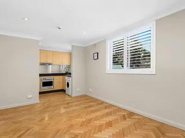 Cheap 8/628 Crown Street, Surry Hills, NSW 2010
