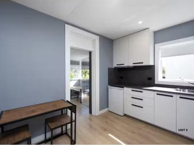 Deal! 8/64 Annandale Street, Annandale Apartment for rent Lis.