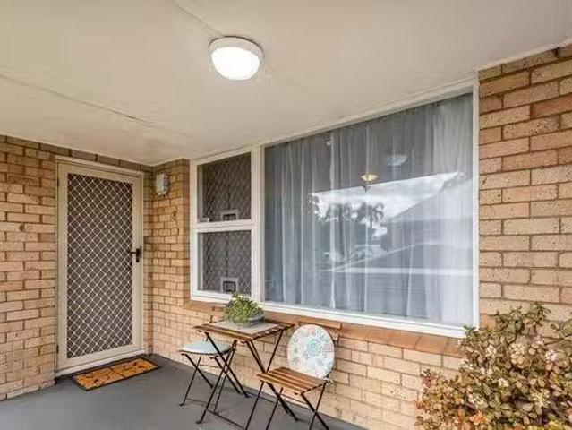 Cheap 8/78 Matheson Road, Applecross, WA 6153