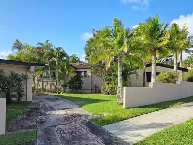 Rental! 8 Bombala Terrace, Caloundra, QLD 4551