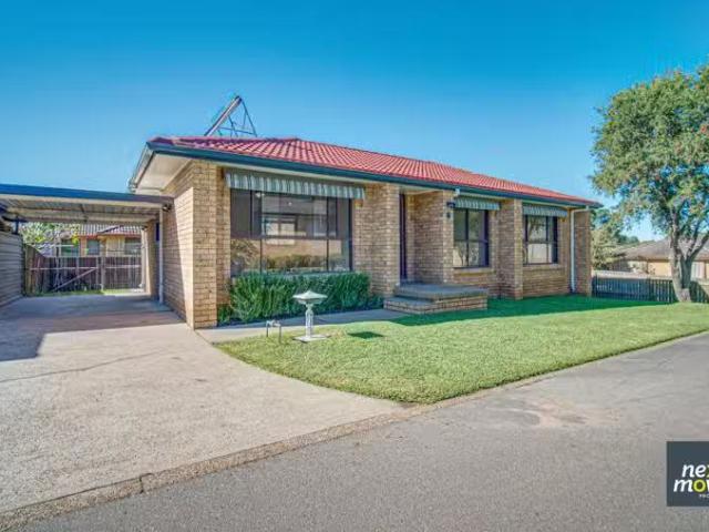 Nice 8 Fontana Way, Singleton NSW 2330