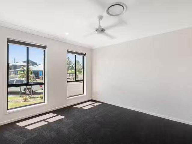 Cozy 8 Sunrise Street, Glenvale, QLD 4350