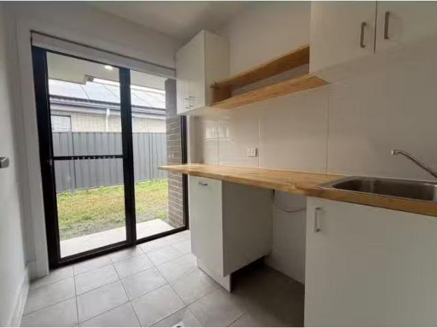 Nice 8 Sapling Road, Karuah House for rent Listed by Jessica.
