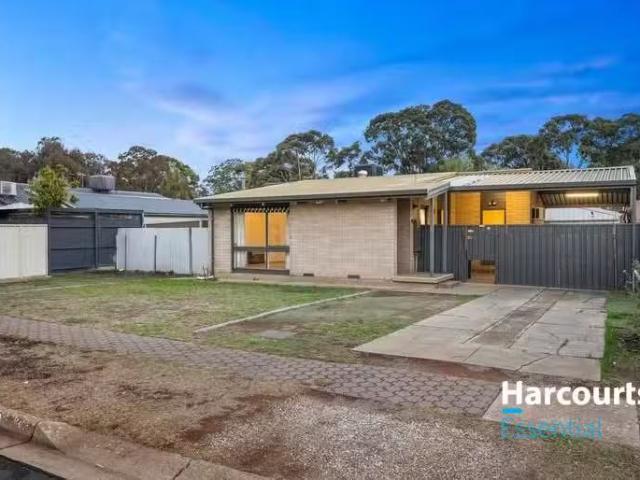 Cheap 8 Uranbo Street, SALISBURY NORTH, SA 5108 House for Rent