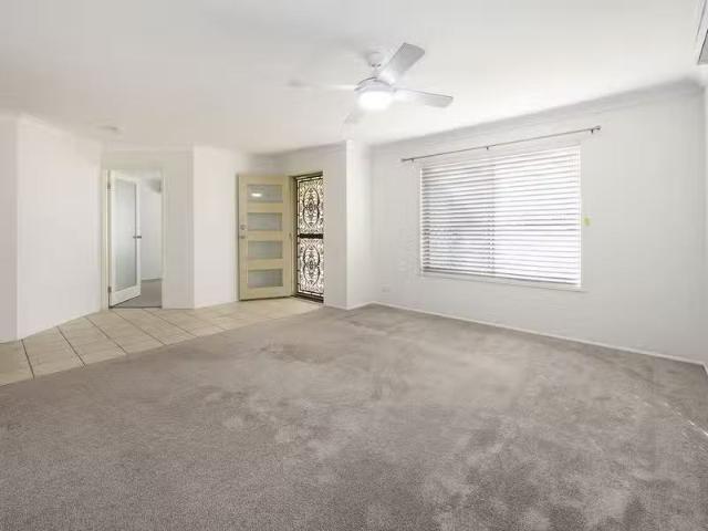 For Rent! 8 Valmadre Court, Petrie, QLD 4502 House for Rent