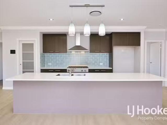 For Rent! 8 Verdi Street, Yarrabilba, QLD 4207
