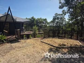 Nice 8A Knapp Drive, Leschenault, WA 6233