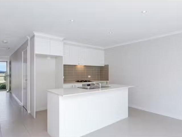 Just in! 93 Ormiston Circuit, Harrison House for rent Listed.