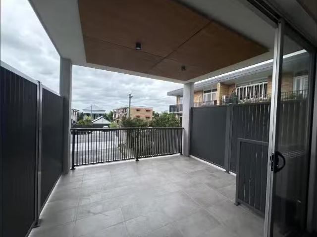 Unique 9/152 Kent Street, New Farm Apartment for rent Listed.