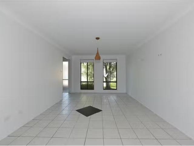 Just in! 91 The Park Drive, Sanctuary Point House for rent Li.